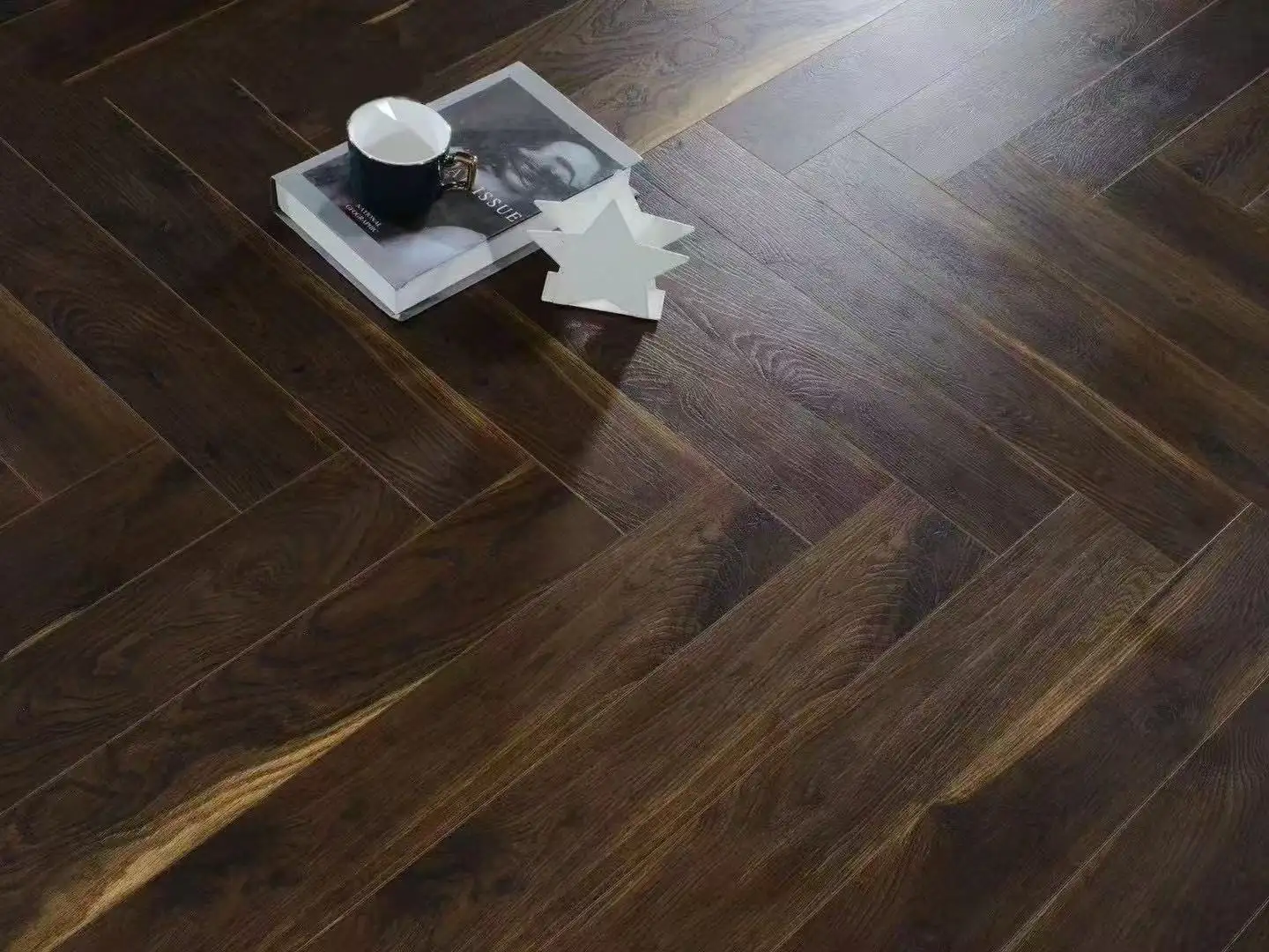 Why is Herringbone Laminate Flooring So Popular This Year?